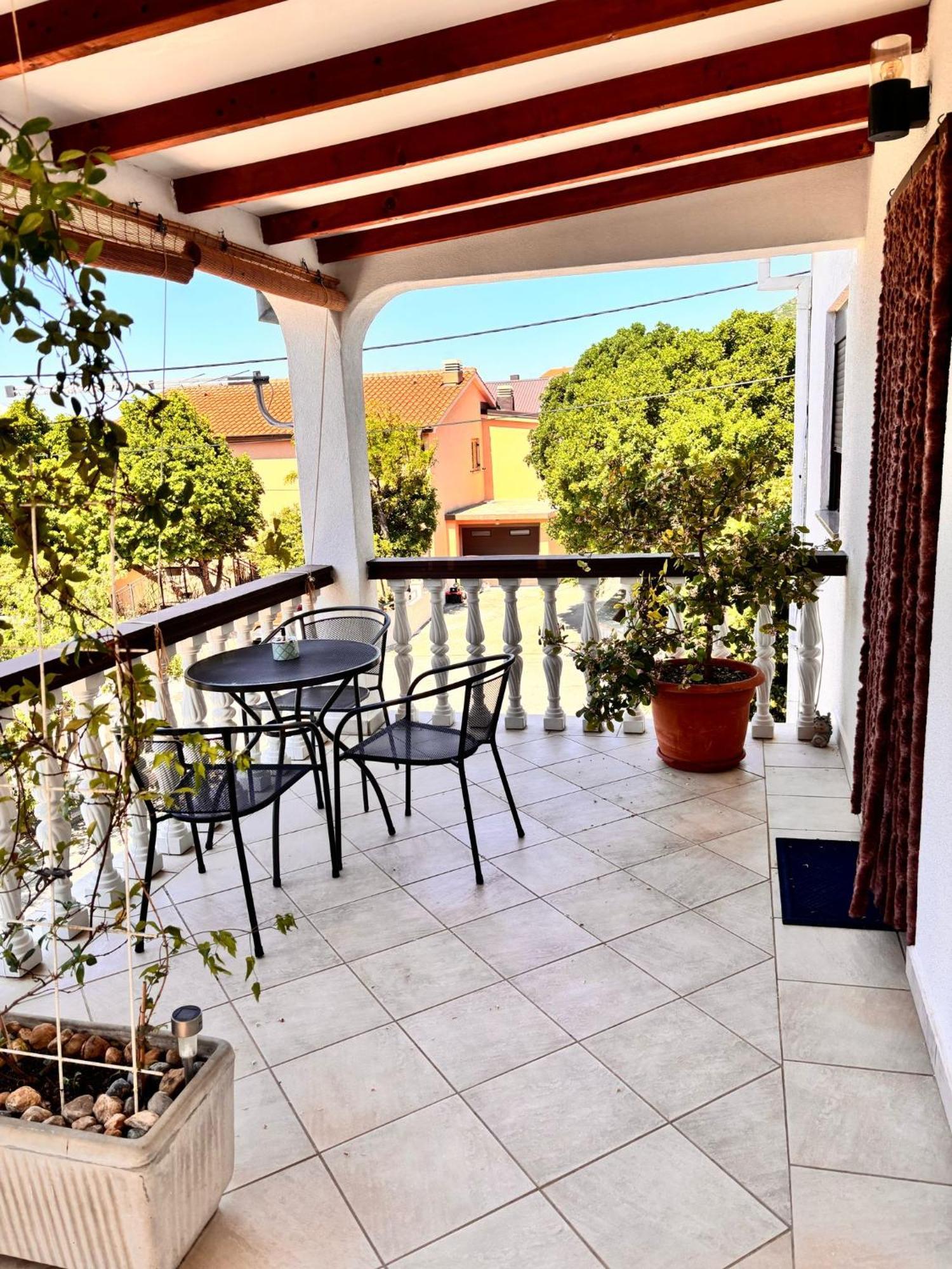 Ruza I Natalija Apartment Карлобаг Екстериор снимка