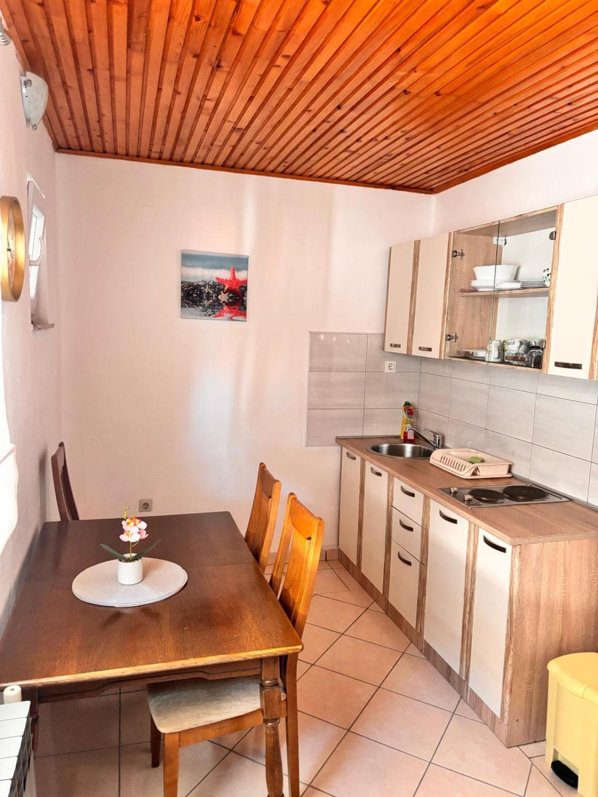 Ruza I Natalija Apartment Карлобаг Стая снимка